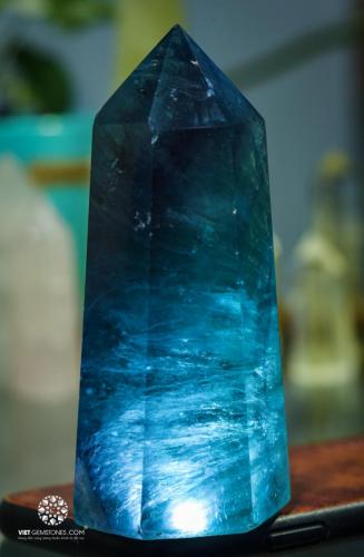 Trụ đá Fluorite 