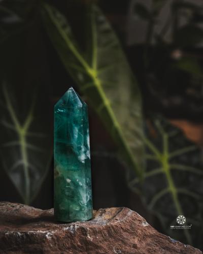 Trụ đá Fluorite