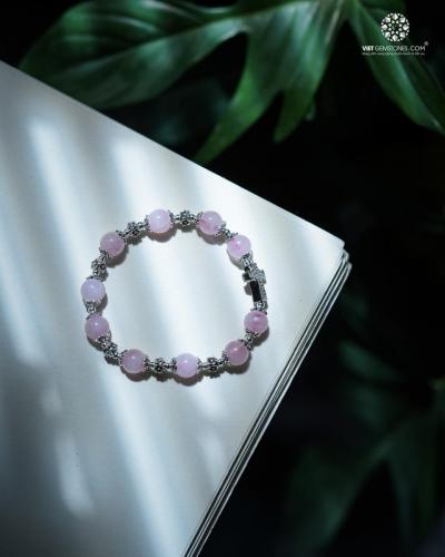 Vòng chuỗi Mân Côi đá Thạch anh hồng phối charm bạc