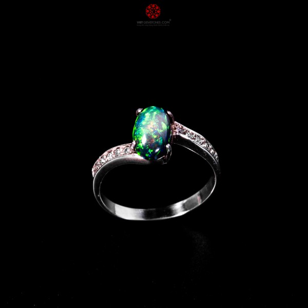 Nhẫn bạc đá Ngọc Mắt Mèo - Opal